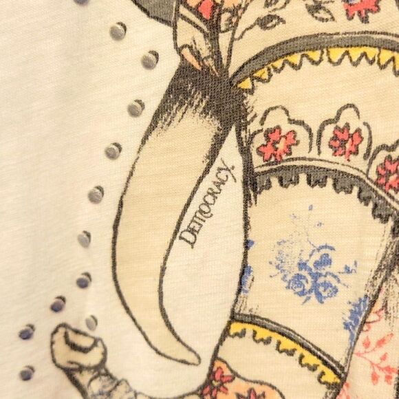 Democracy. Darling Elephant Top. Size Small. Great Condition. - Picture 6 of 9